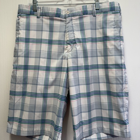Nike Dri-Fit Plaid Golf Shorts Size 35 - Picture 1 of 4
